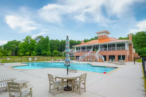 Exterior - 77 Iris Way, Hampstead, NC 28443 photo 10 of 15