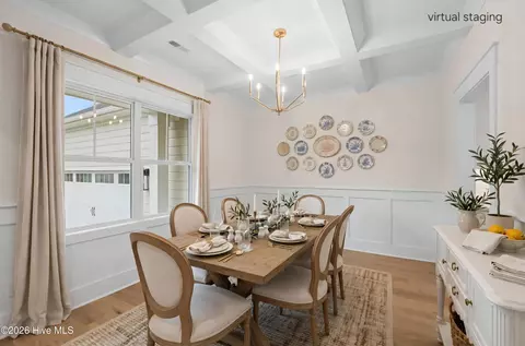 Dining - 77 Iris Way, Hampstead, NC 28443 photo 4 of 4