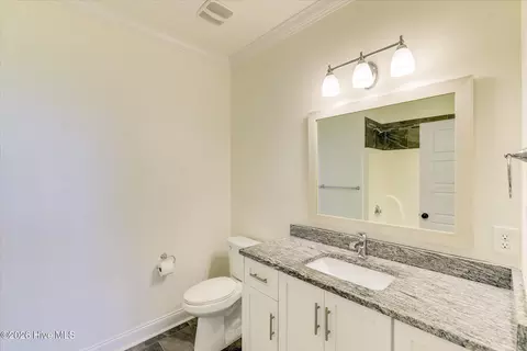 Bath - 805 Upington Ln, Evans, GA 30809 photo 6 of 12