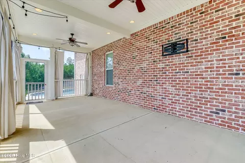 Exterior - 805 Upington Ln, Evans, GA 30809 photo 5 of 11