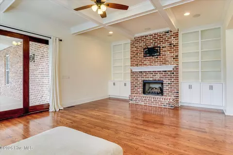 Living - 805 Upington Ln, Evans, GA 30809 photo 1 of 8