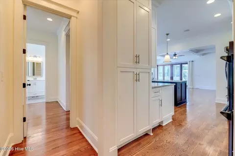 Entry Way - 805 Upington Ln, Evans, GA 30809 photo 5 of 9