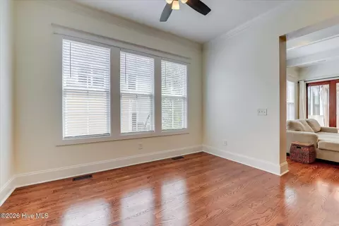 Living - 805 Upington Ln, Evans, GA 30809 photo 5 of 8