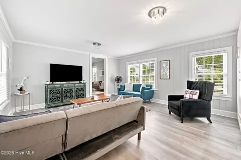Living - 122 E 2nd St, Washington, NC 27889 photo 3 of 3