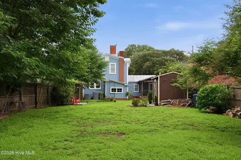 Exterior - 122 E 2nd St, Washington, NC 27889 photo 10 of 16