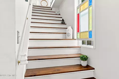 Entry Way - 122 E 2nd St, Washington, NC 27889 photo 2 of 2