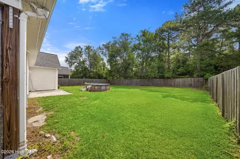 Exterior - 105 Penquin Pl, Hampstead, NC 28443 photo 8 of 8