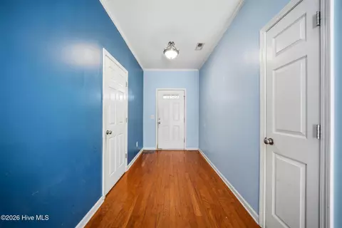 Entry Way - 105 Penquin Pl, Hampstead, NC 28443 photo 1 of 5