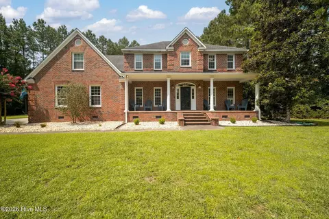 2003 Grenville Ct, Trent Woods, NC 28562