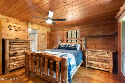 Bedroom - 614 Rockridge Rd, Murphy, NC 28906 photo 5 of 13