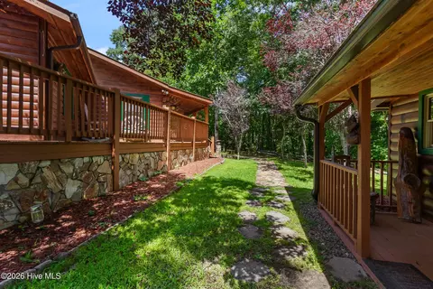 Exterior - 614 Rockridge Rd, Murphy, NC 28906 photo 13 of 26