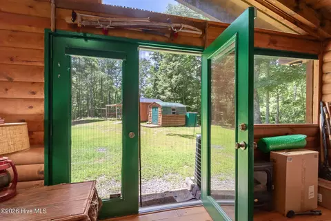 Exterior - 614 Rockridge Rd, Murphy, NC 28906 photo 7 of 26