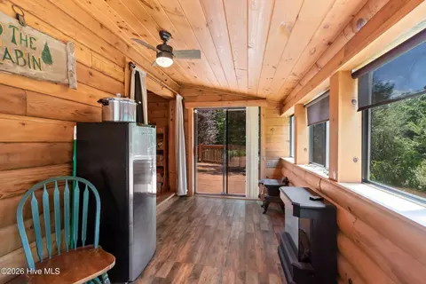 Exterior - 614 Rockridge Rd, Murphy, NC 28906 photo 4 of 26
