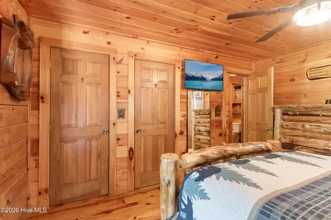 Bedroom - 614 Rockridge Rd, Murphy, NC 28906 photo 6 of 13