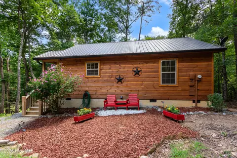 Exterior - 225 Dawsons Ln, Murphy, NC 28906 photo 2 of 7