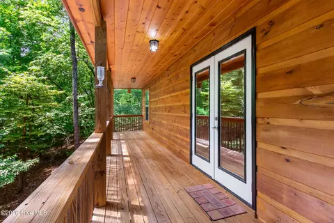 Exterior - 225 Dawsons Ln, Murphy, NC 28906 photo 6 of 7