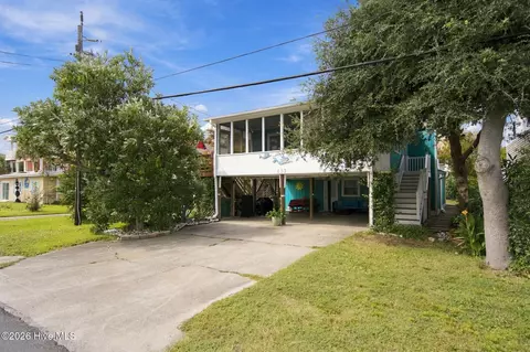 133 N Fourth Ave, Kure Beach, NC 28449