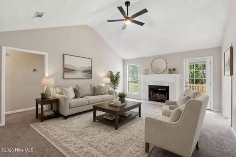 Living - 3009 Mabus Dr, Augusta, GA 30909 photo 3 of 3