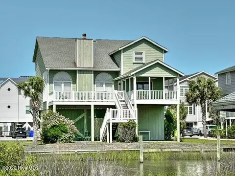 33 Isle Plz, Ocean Isle Beach, NC 28469