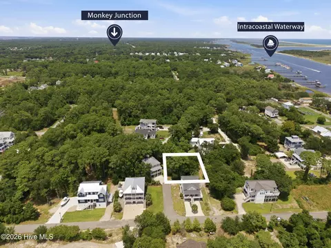 1021 Saltspray Ln, Wilmington, NC 28409