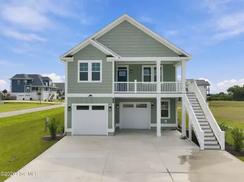 101 Wave Ct, Newport, NC 28570