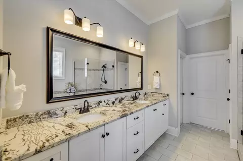 Bath - 4324 Sabal Dr, Evans, GA 30809 photo 1 of 7