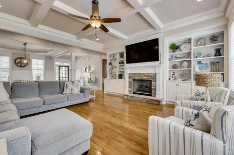 Living - 4324 Sabal Dr, Evans, GA 30809 photo 2 of 2