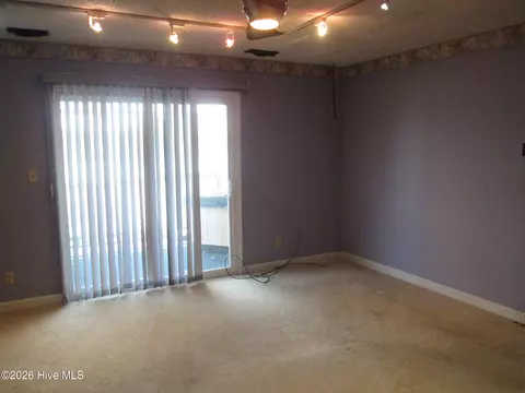 Living - 127 Waterside Dr, Bath, NC 27808 photo 3 of 3