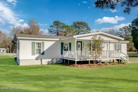 Exterior - 4321 Old Blounts Creek Rd, Chocowinity, NC 27817 photo 8 of 12