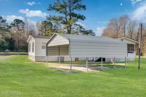 Exterior - 4321 Old Blounts Creek Rd, Chocowinity, NC 27817 photo 10 of 12