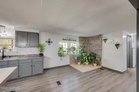 Entry Way - 4321 Old Blounts Creek Rd, Chocowinity, NC 27817 photo 1 of 1