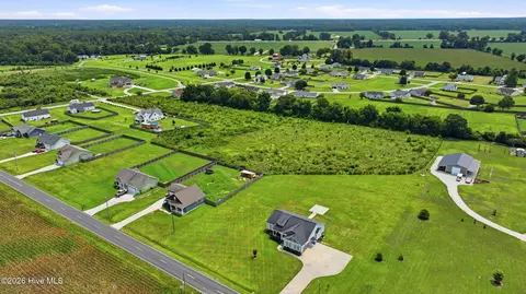 229 Gregory Fork Rd, Richlands, NC 28574 photo 9