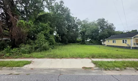 0 W 7th St, Washington, NC 27889