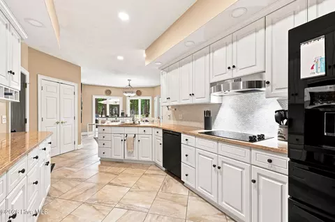 Kitchen - 39 Devon Dr, Pinehurst, NC 28374 photo 3 of 3