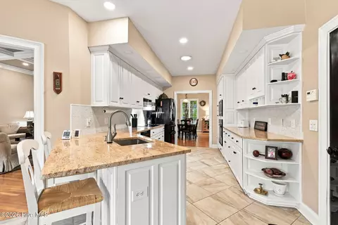 Kitchen - 39 Devon Dr, Pinehurst, NC 28374 photo 1 of 3