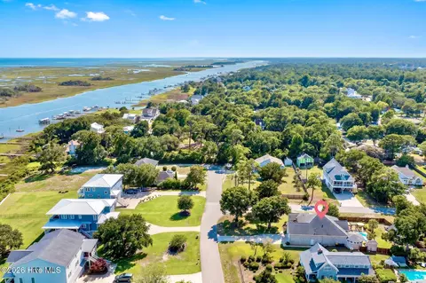 View/Area - 103 Inlet Ct, Hampstead, NC 28443 photo 11 of 14