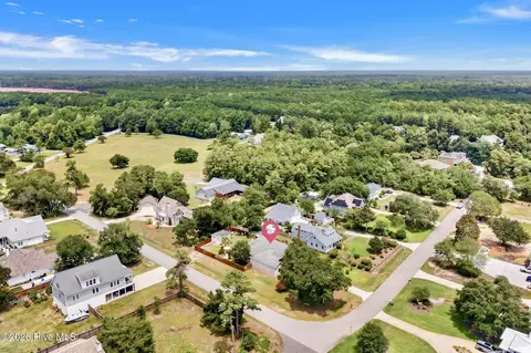 View/Area - 103 Inlet Ct, Hampstead, NC 28443 photo 13 of 14