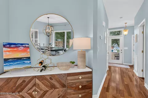 Entry Way - 103 Inlet Ct, Hampstead, NC 28443 photo 1 of 3