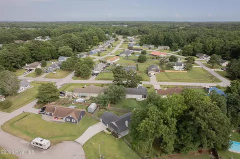 View/Area - 303 Mertz Ct, Hubert, NC 28539 photo 9 of 12