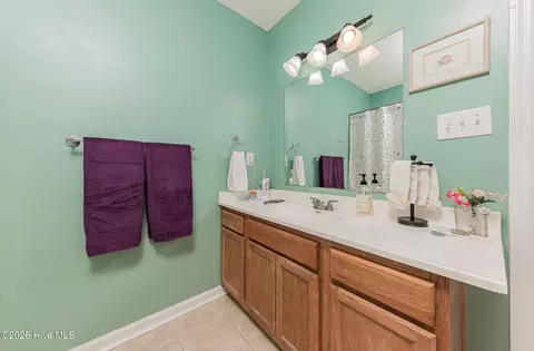 Bath - 303 Mertz Ct, Hubert, NC 28539 photo 2 of 5