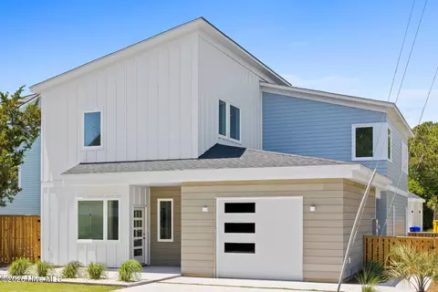 1100 S Sixth St S, Carolina Beach, NC 28428