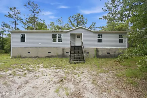 265 Riverview Dr, Burgaw, NC 28425