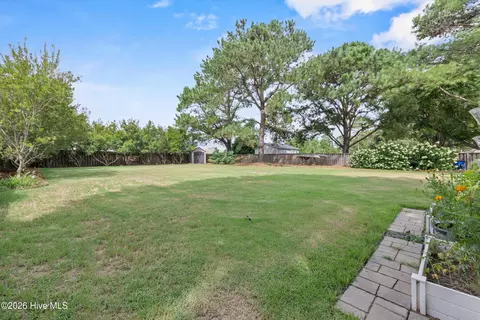 Exterior - 178 Heritage Way, Hampstead, NC 28443 photo 13 of 14