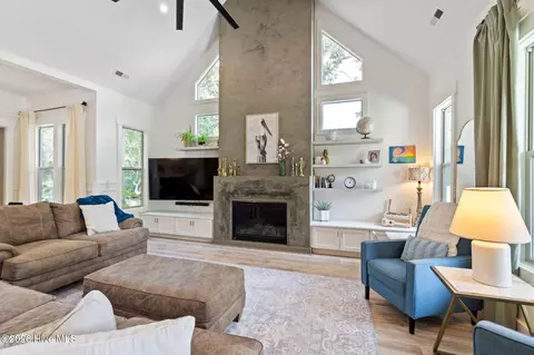 Living - 204 Gull Rd, Hampstead, NC 28443 photo 1 of 3