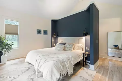 Bedroom - 204 Gull Rd, Hampstead, NC 28443 photo 1 of 8