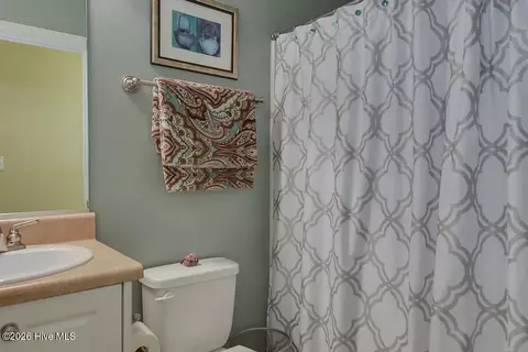 Bath - 391 Connor Cir, Evans, GA 30809 photo 3 of 4