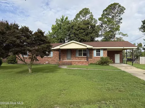 510 W Church St, Pikeville, NC 27863