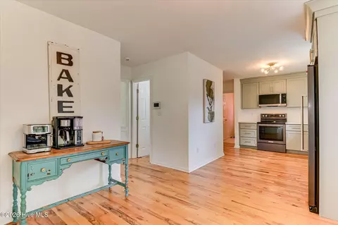 Kitchen - 4148 Eagle Nest Dr, Evans, GA 30809 photo 1 of 7