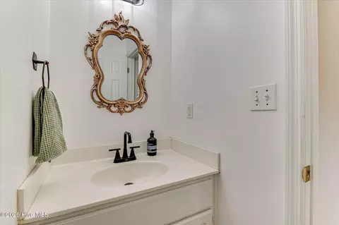 Bath - 4148 Eagle Nest Dr, Evans, GA 30809 photo 1 of 8