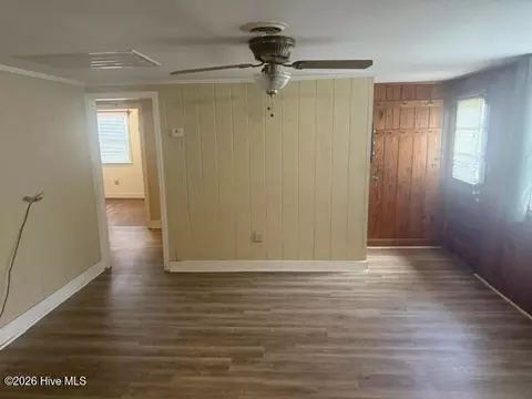 Living - 507 E 3rd Ave, Chadbourn, NC 28431 photo 6 of 6